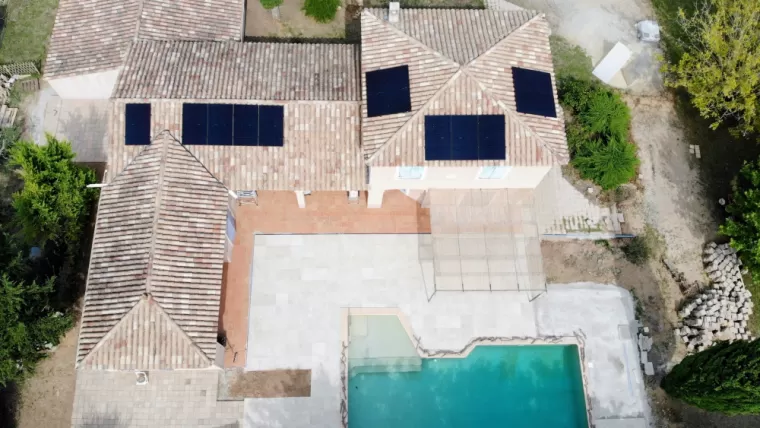 Pose et installation de panneaux photovoltaïques à Le Val, Brignoles, Ma Gestion Électrique